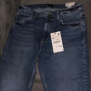 Hi rise Mom style jeans